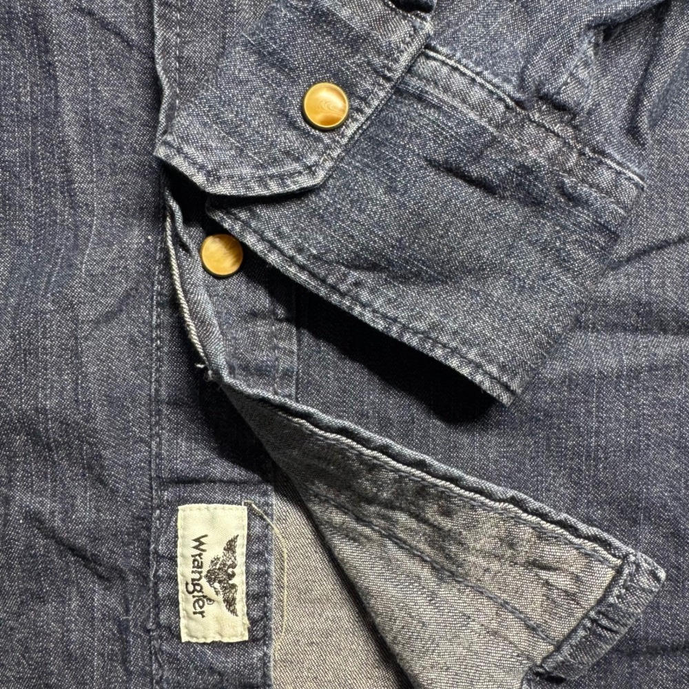 Wrangler Mens Shirt Medium Indigo Denim Western Long Sleeve Button Up Pearl Snap - Picture 5 of 7